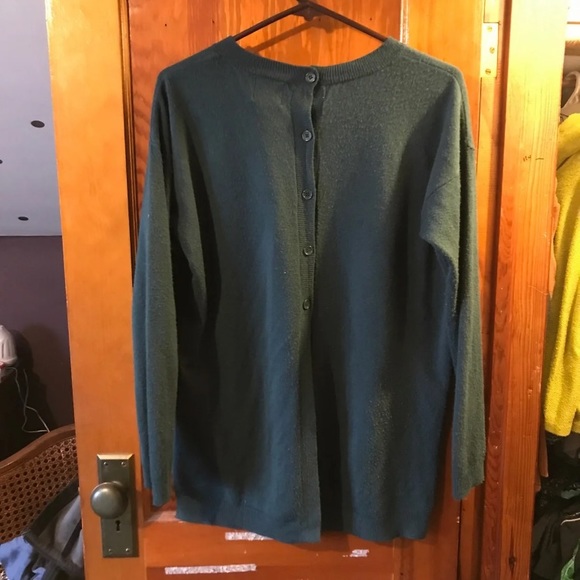 FOREVER 21 Sweater - Picture 2 of 3